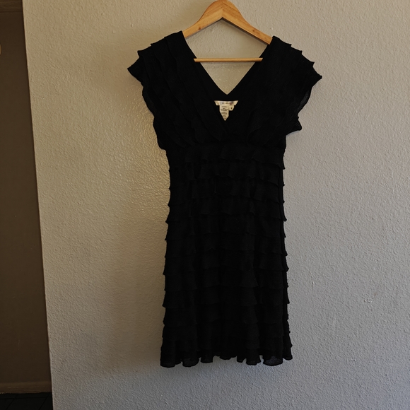 Studio M Dresses & Skirts - Studio M Black Ruffled Tiered Mini Dress Size M